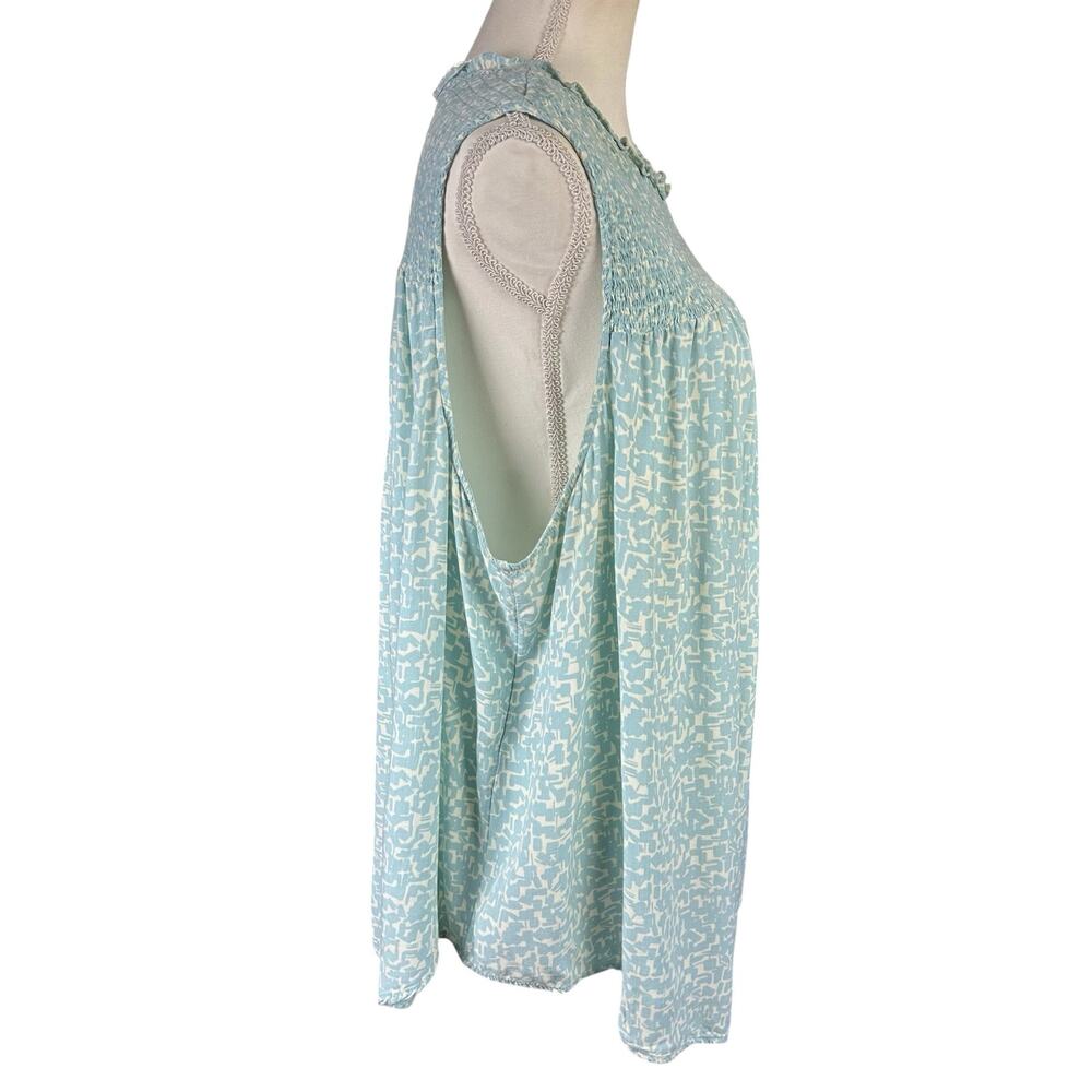 Ava & Viv Top Size 3X Light Blue White Smocked Rayon Cottage Boho Ruffle Blouse - Picture 4 of 11